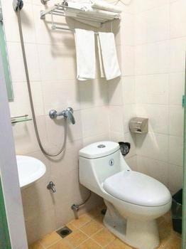 Romantic Youth Hostel Сямынь Экстерьер фото