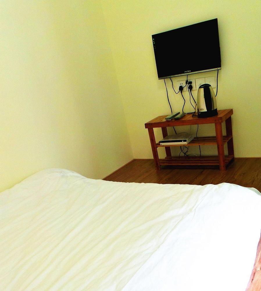 Romantic Youth Hostel Сямынь Экстерьер фото